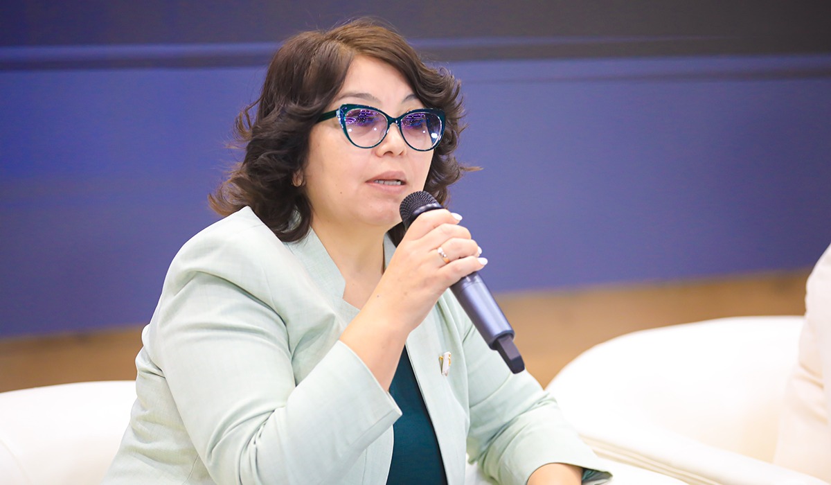 Анасы мен баласы ваннада жыныстық қатынасқа түсуде